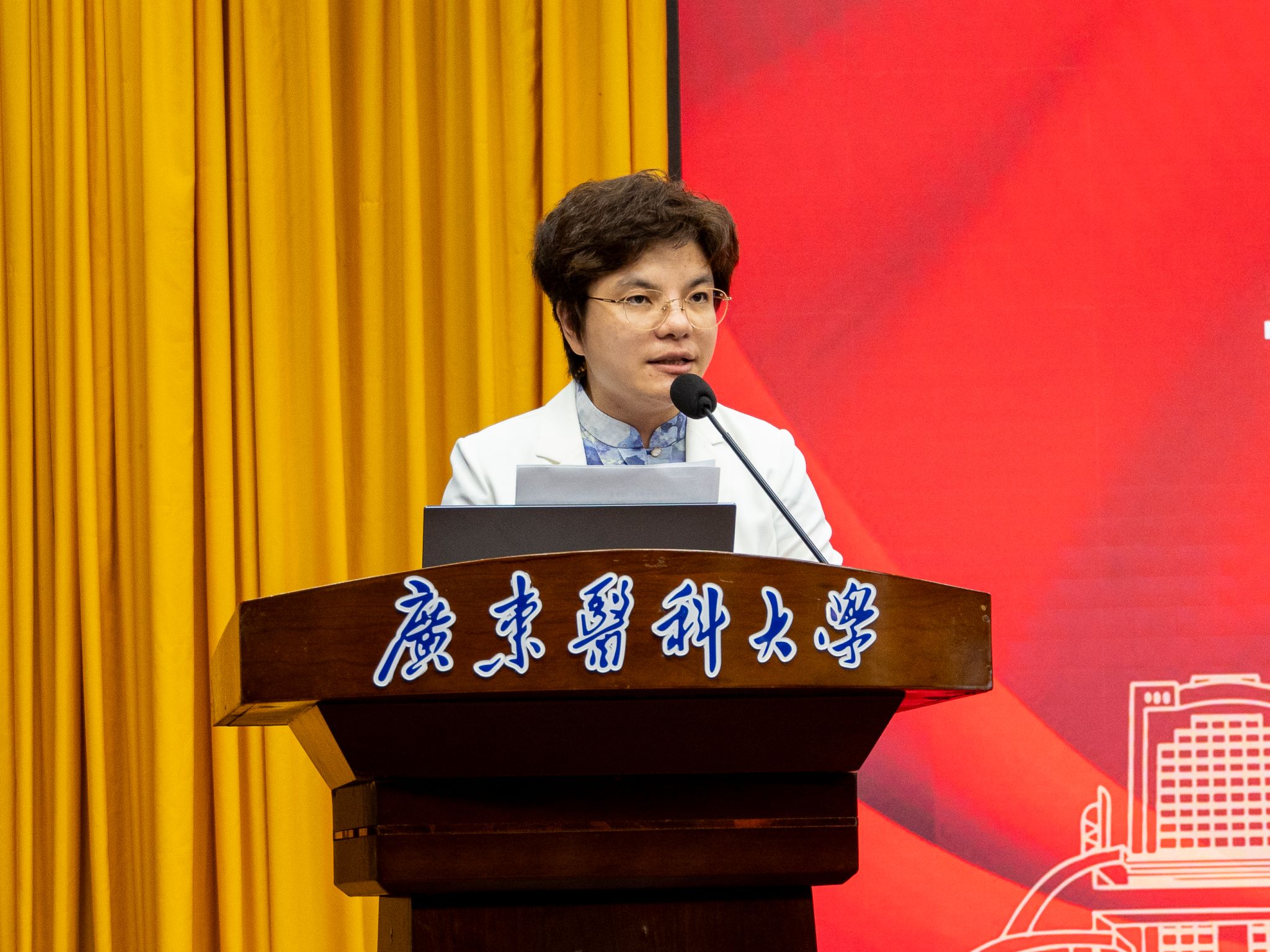 英国上市公司365